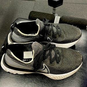 Gently Used Nike Infinity React